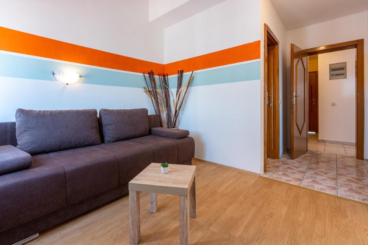 Apartments Antonija Crikvenica Ngoại thất bức ảnh