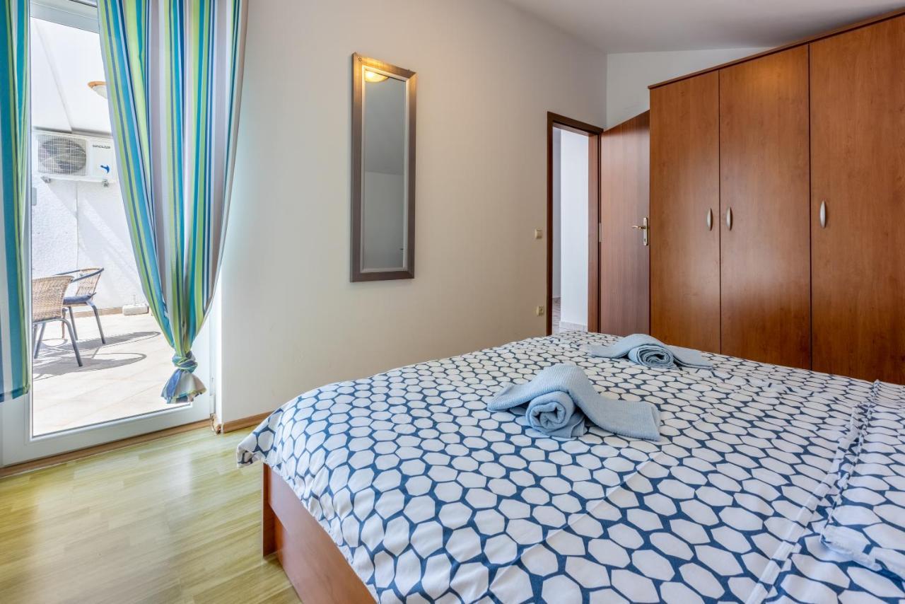 Apartments Antonija Crikvenica Ngoại thất bức ảnh