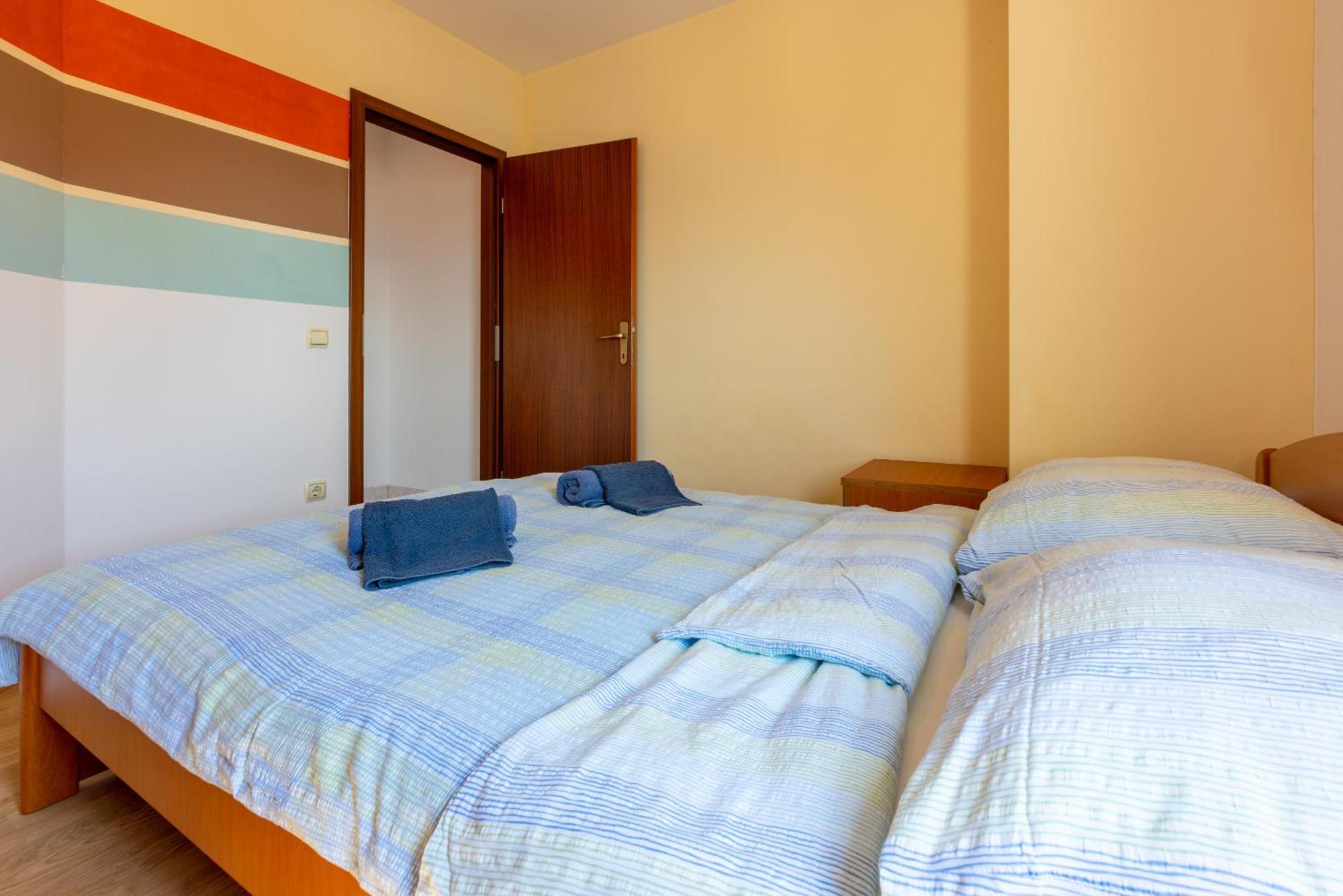 Apartments Antonija Crikvenica Ngoại thất bức ảnh