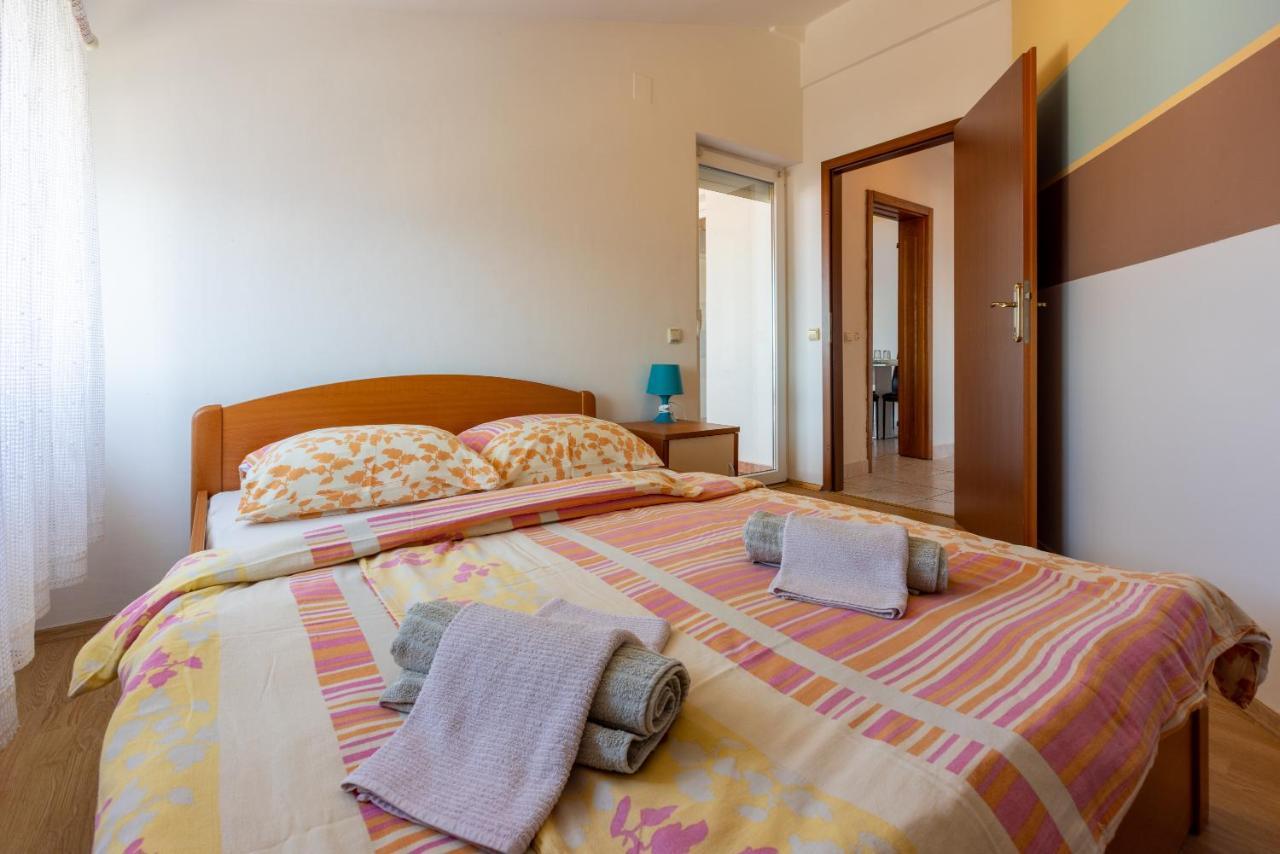 Apartments Antonija Crikvenica Ngoại thất bức ảnh