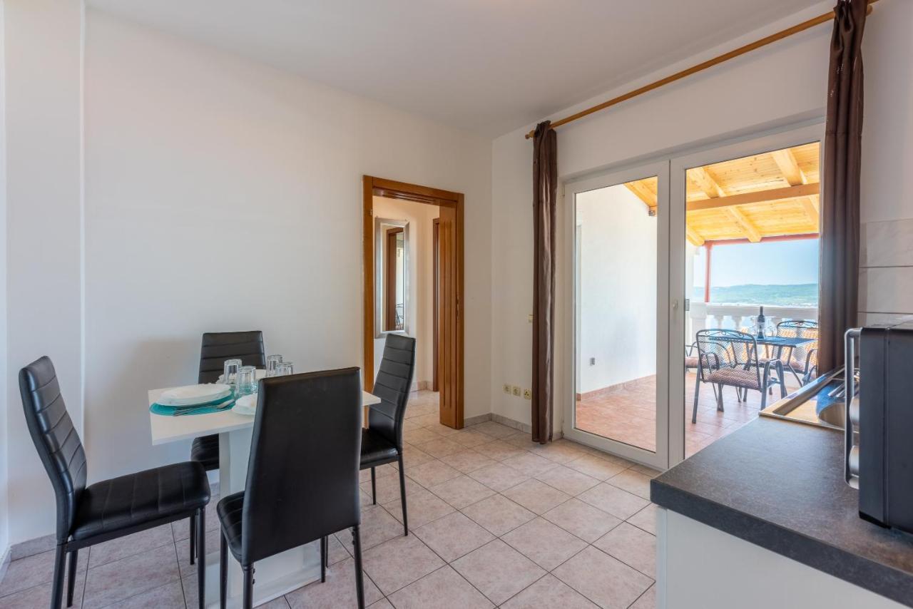 Apartments Antonija Crikvenica Ngoại thất bức ảnh