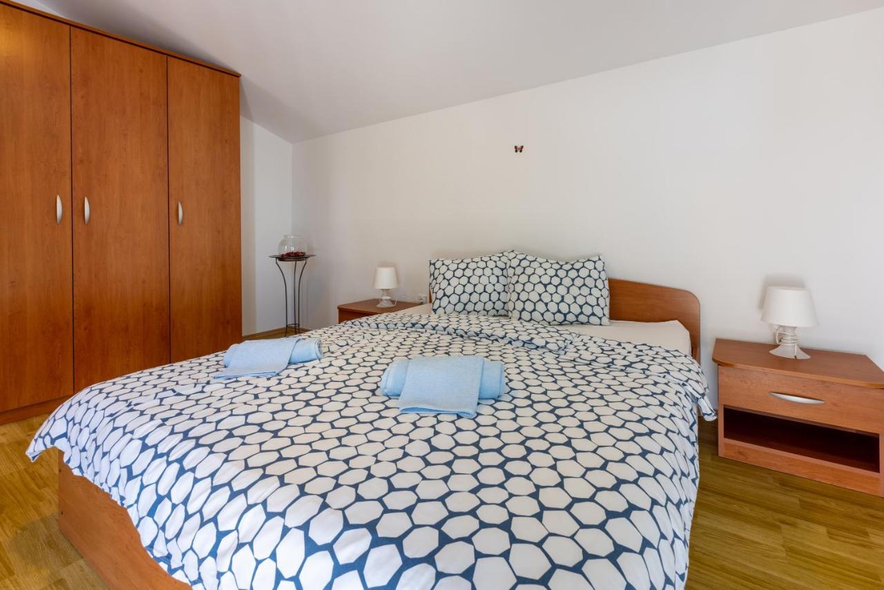 Apartments Antonija Crikvenica Ngoại thất bức ảnh