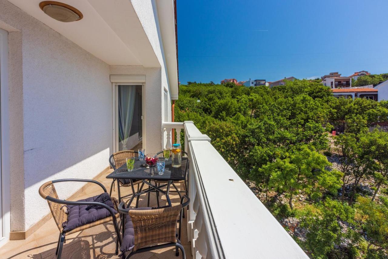 Apartments Antonija Crikvenica Ngoại thất bức ảnh